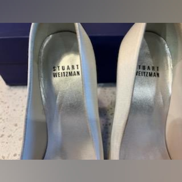Stuart Weitzman satin wedding shoes - Picture 2 of 2